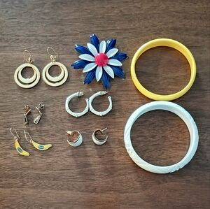 Vintage 1960's Costume Jewelry Lot